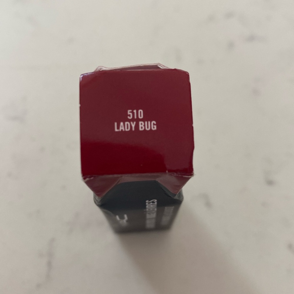 Mac lipstick 510 Lady Bug